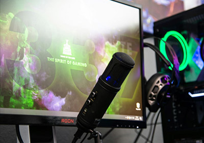 The Impact of Game Streaming: How Platforms Like Twitch and YouTube Gaming Are Changing the Industry